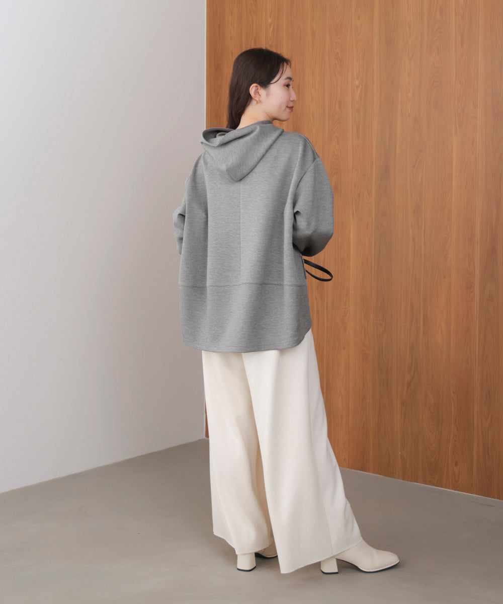 シルキーダンボールコクーンパーカー