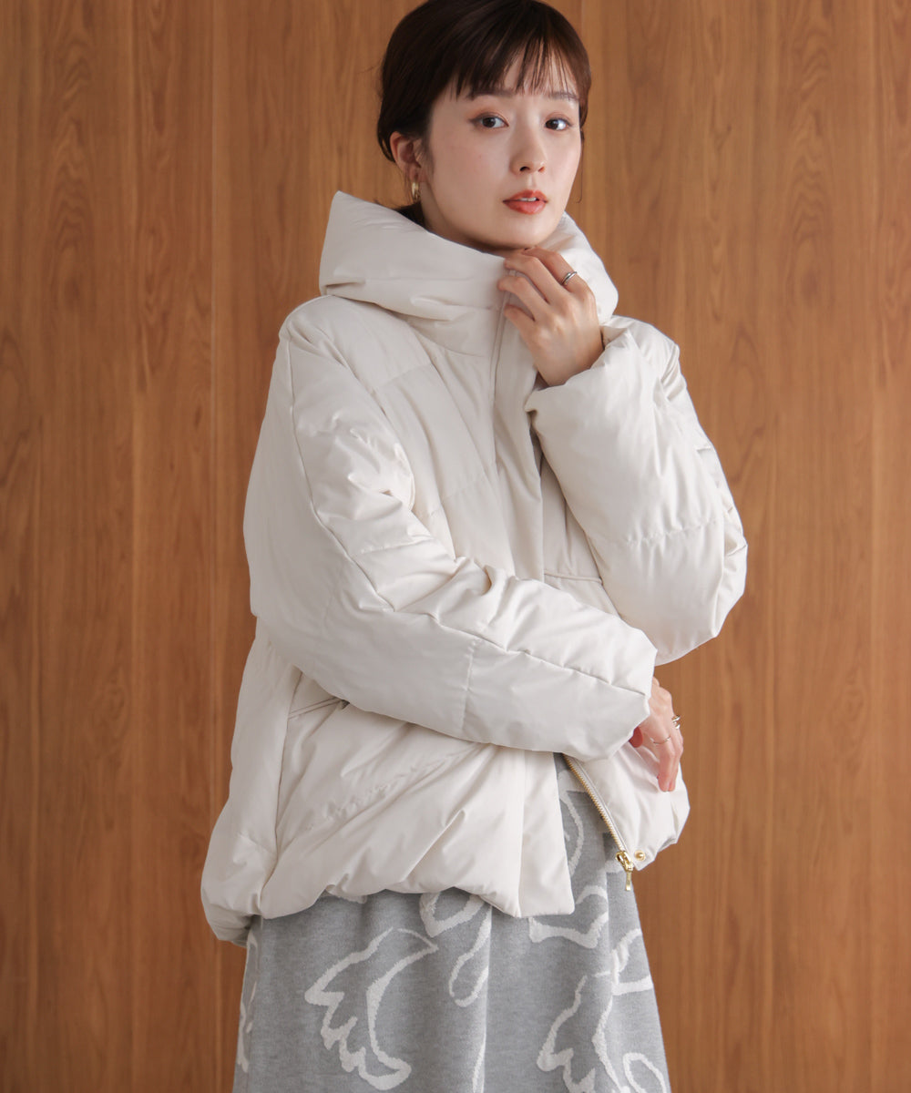 ストレッチカシュネックピュアダウン