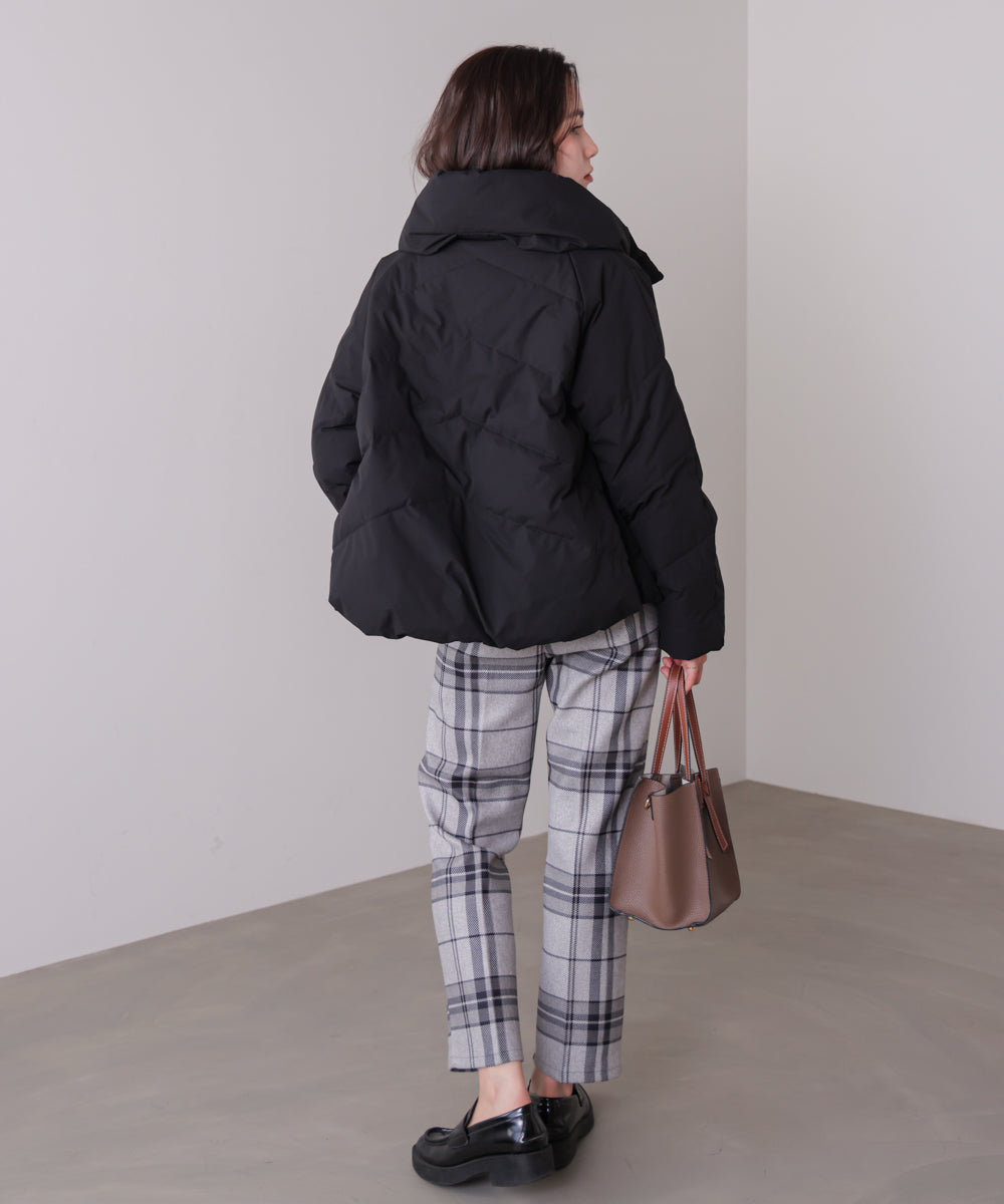 ストレッチカシュネックピュアダウン