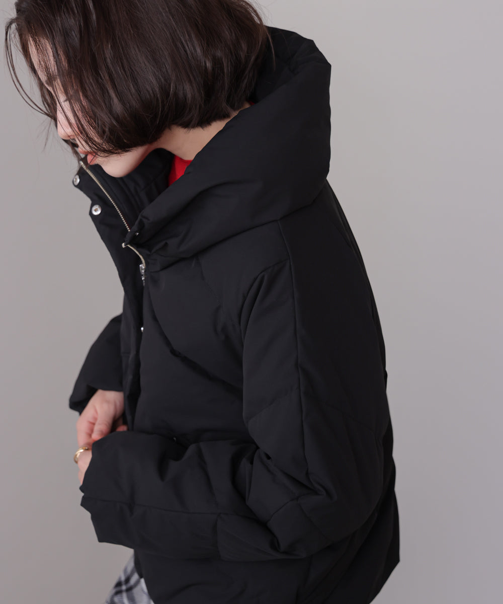 ストレッチカシュネックピュアダウン