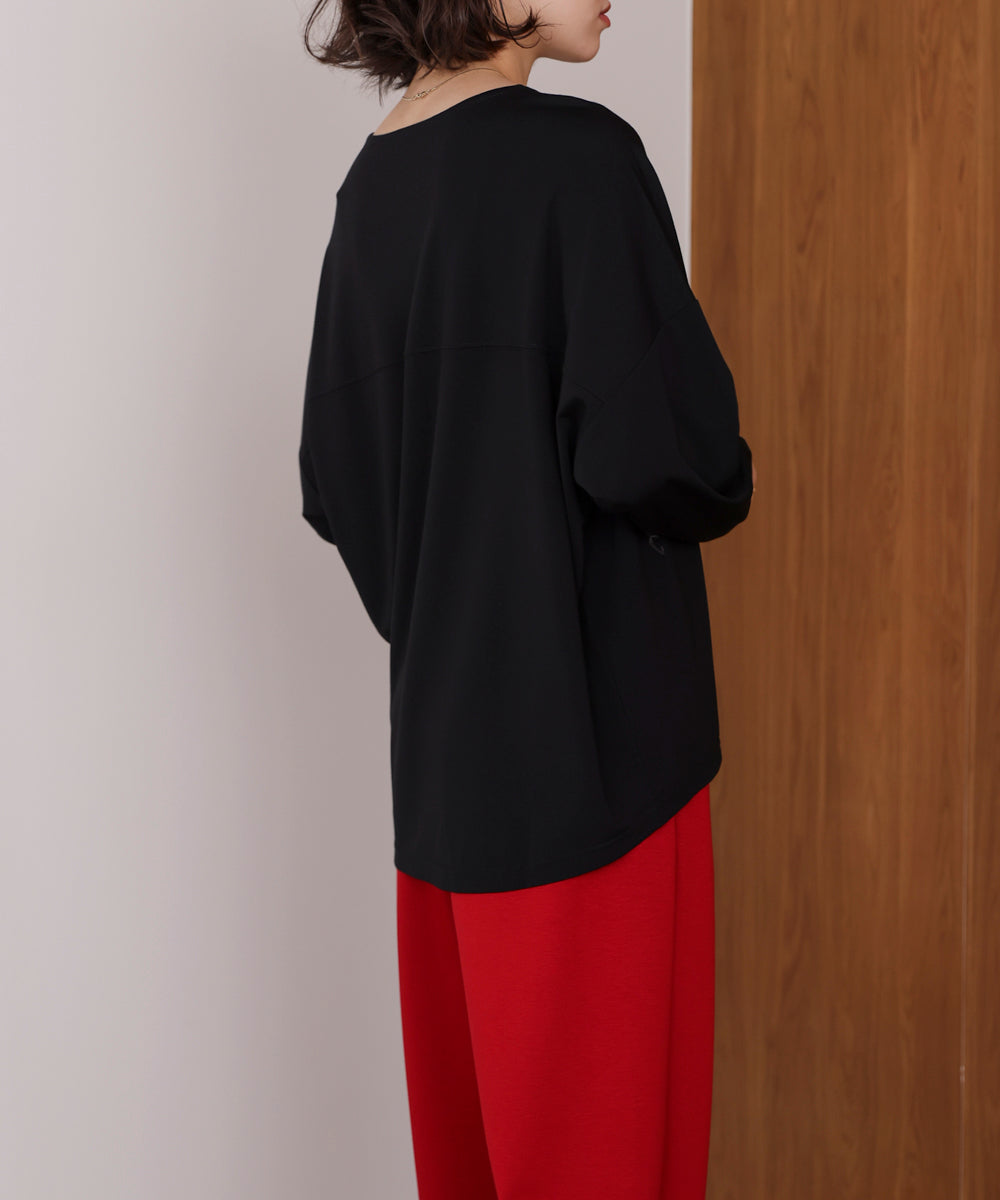 ネックレス付き刺しゅうプルオーバー