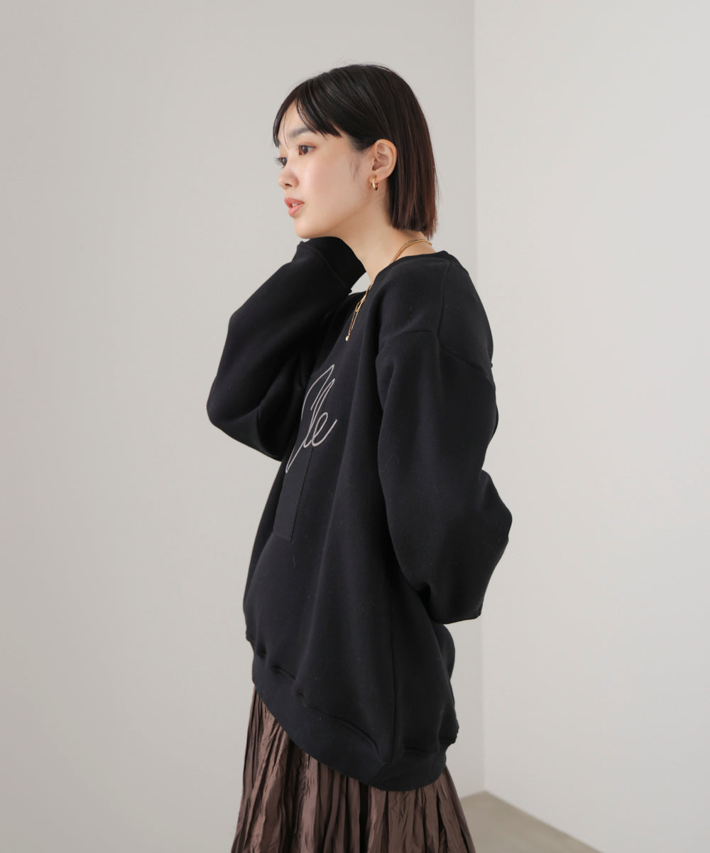 裏起毛アイロンロゴプルオーバー