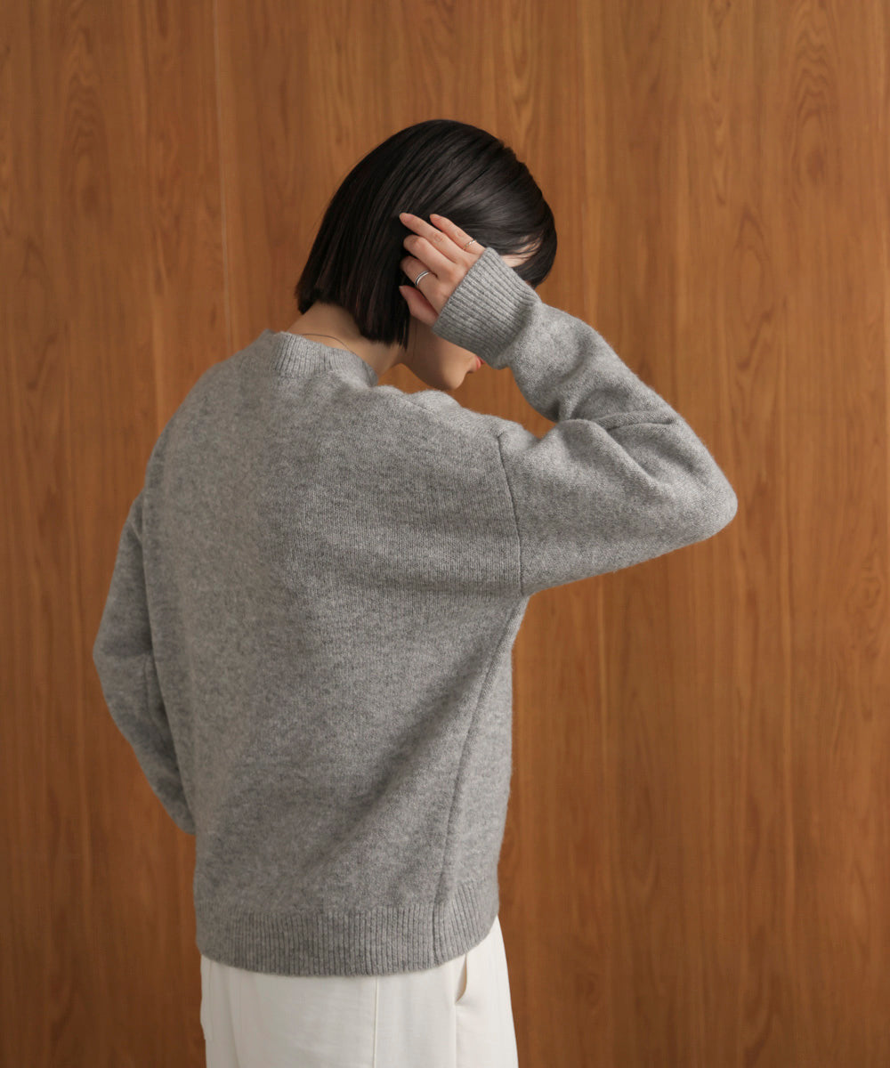 レディーモチーフニットプルオーバー