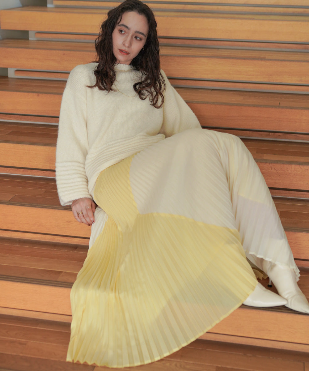 バイカラープリーツスカート