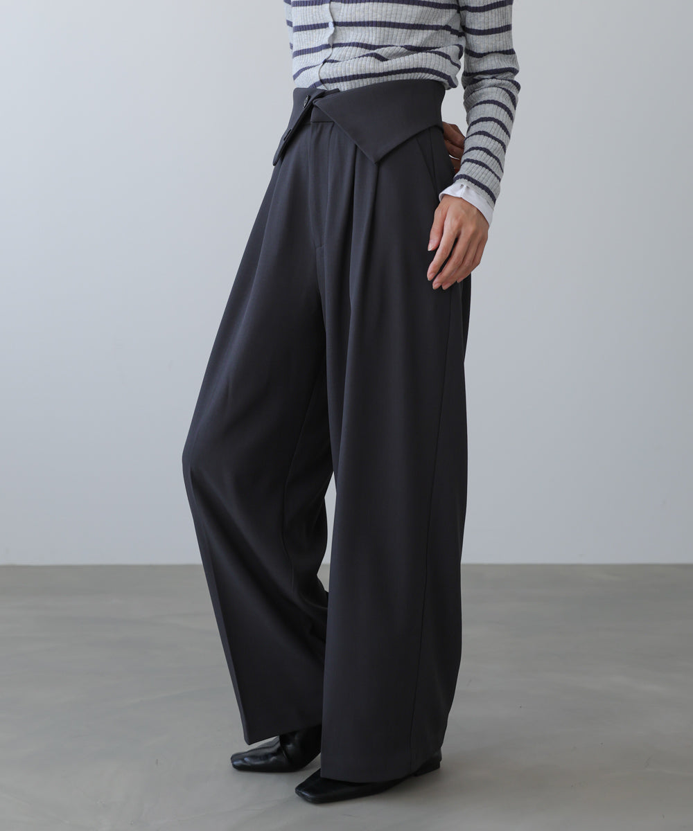 ウエストフラップ釦ワイドタックパンツ