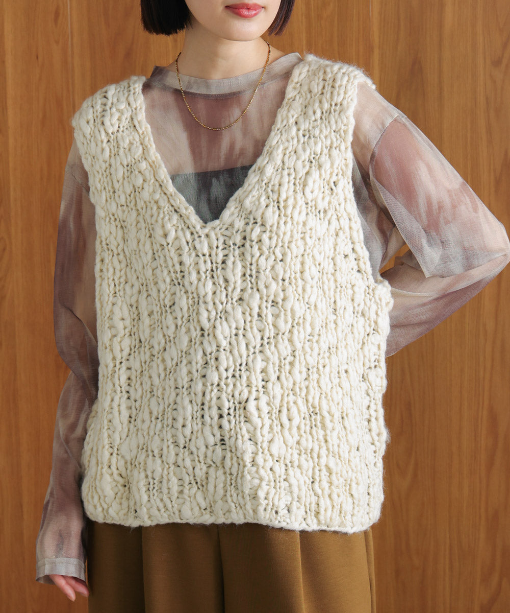 ハンドニットVベスト