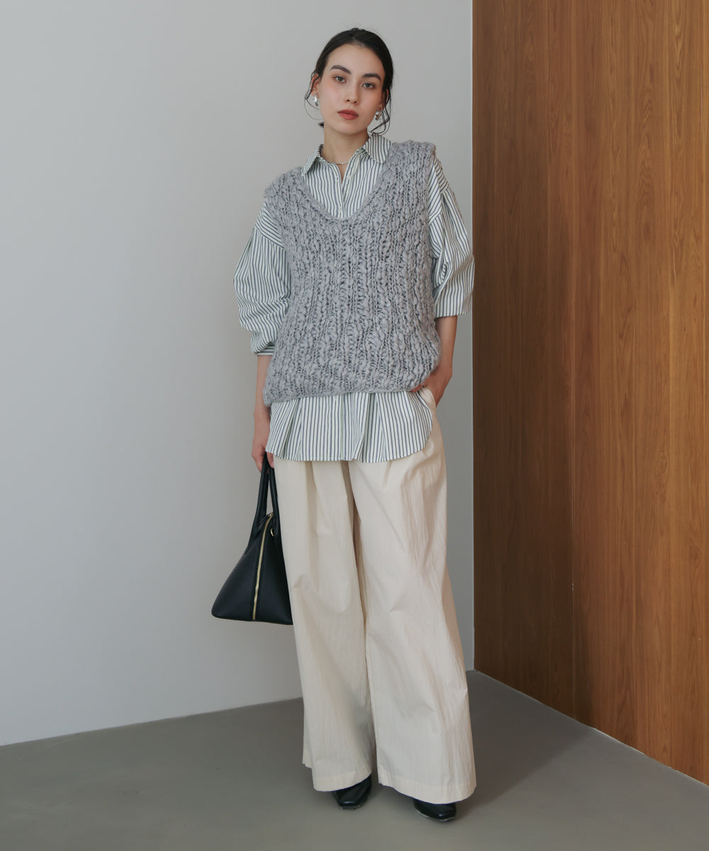 ハンドニットVベスト