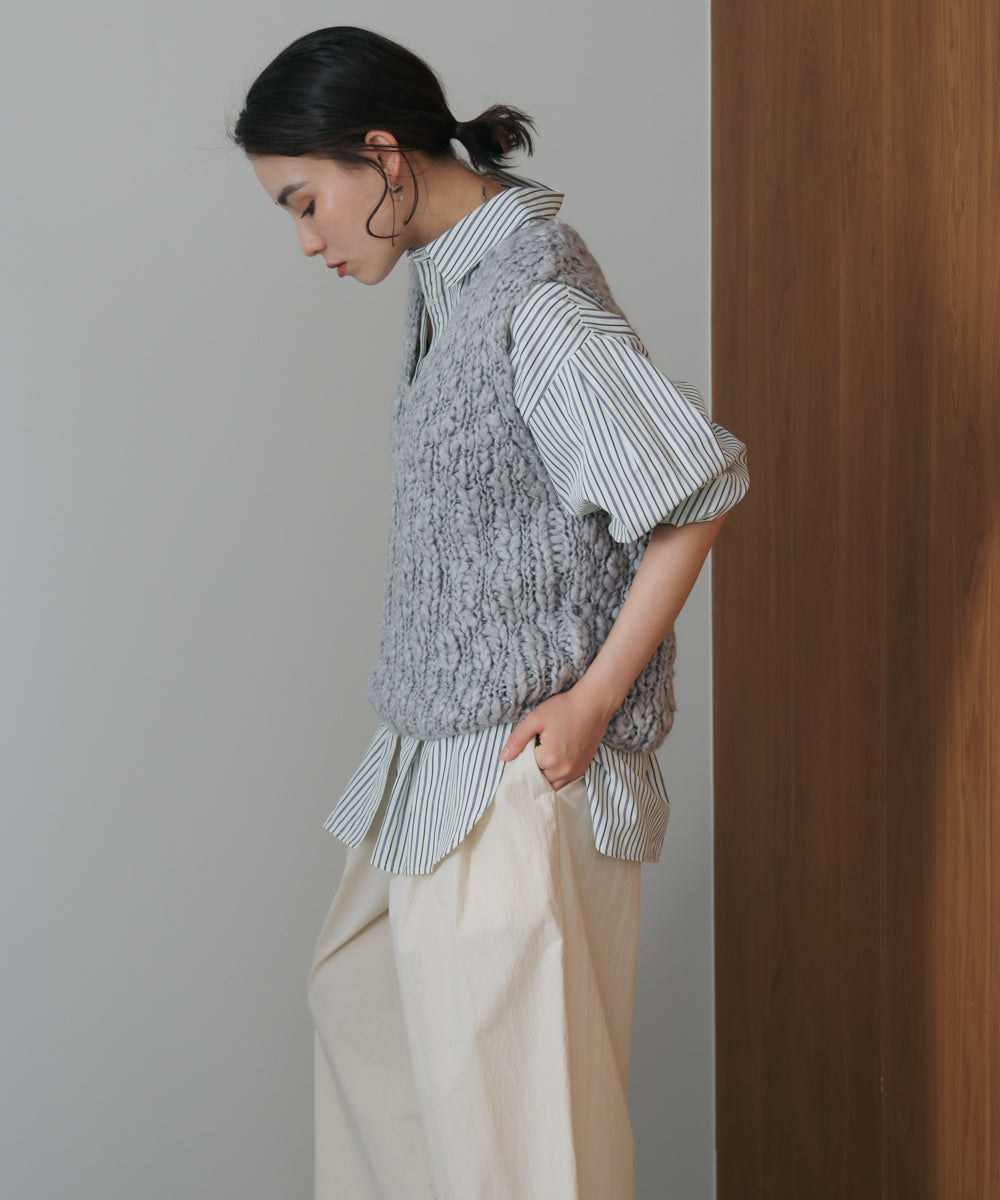 ハンドニットVベスト