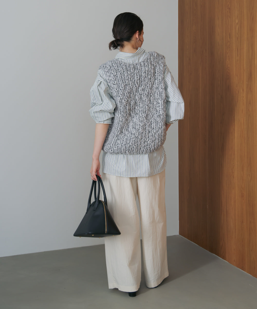 ハンドニットVベスト