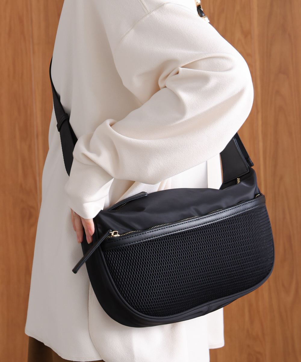 【はあちゅうコラボ】ワンタッチボディバッグ