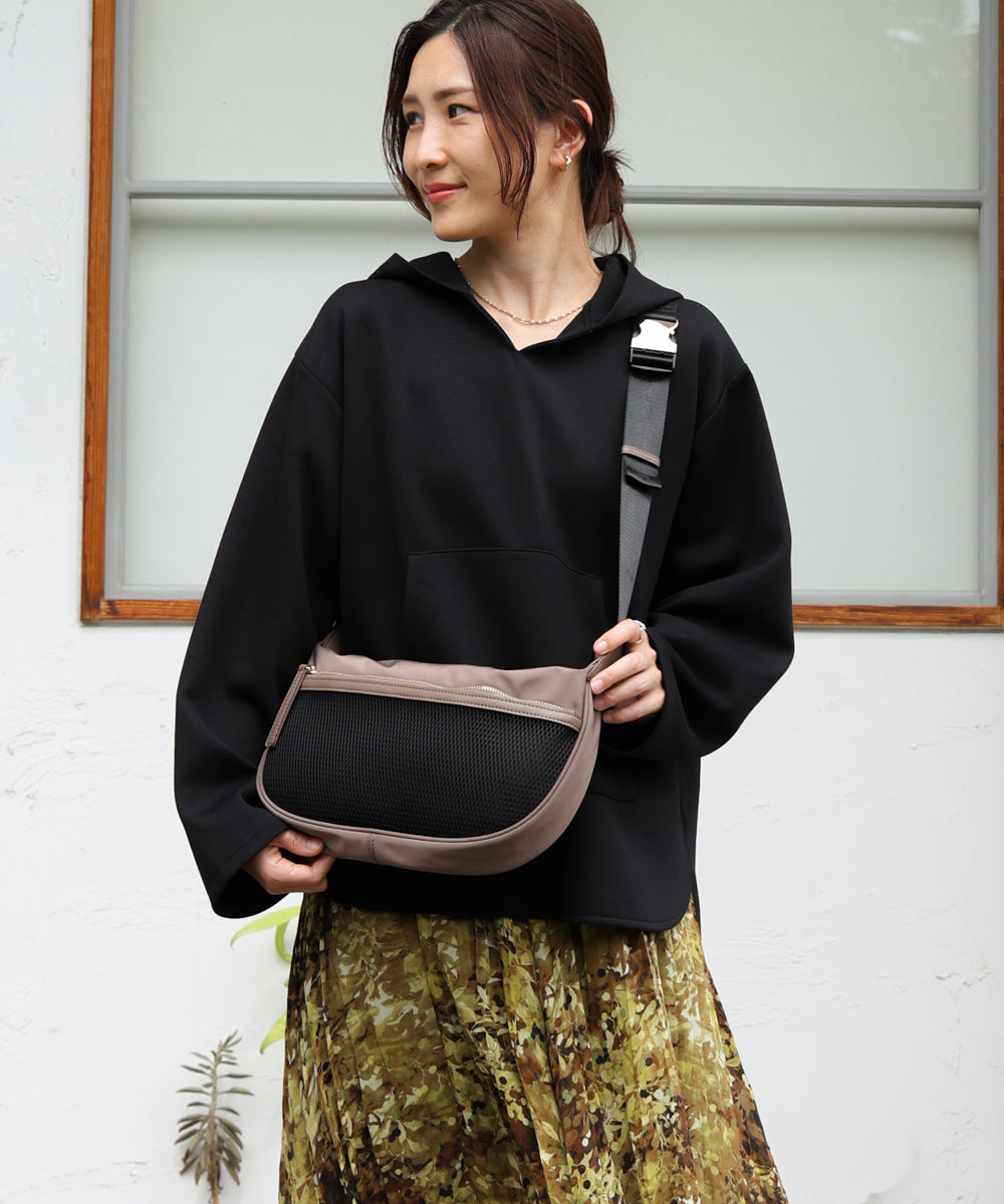 【はあちゅうコラボ】ワンタッチボディバッグ