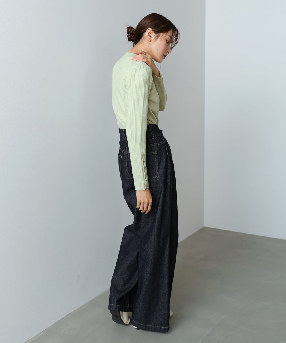 袖ボタンハイネックリブニットトップス