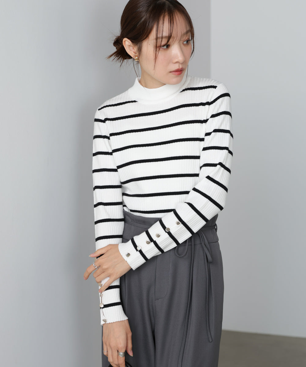 袖ボタンハイネックリブニットトップス