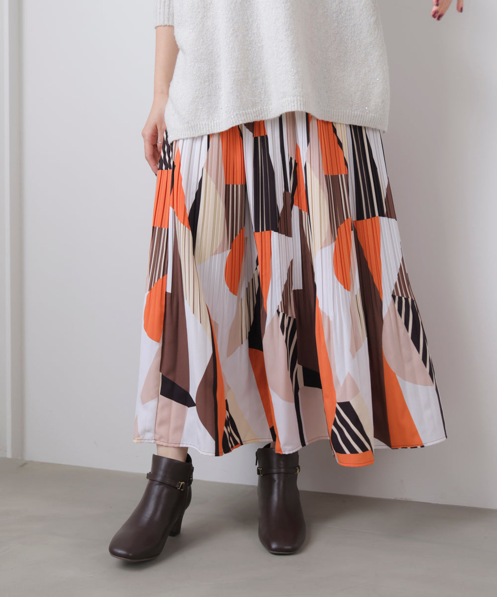 幾何柄プリーツスカート