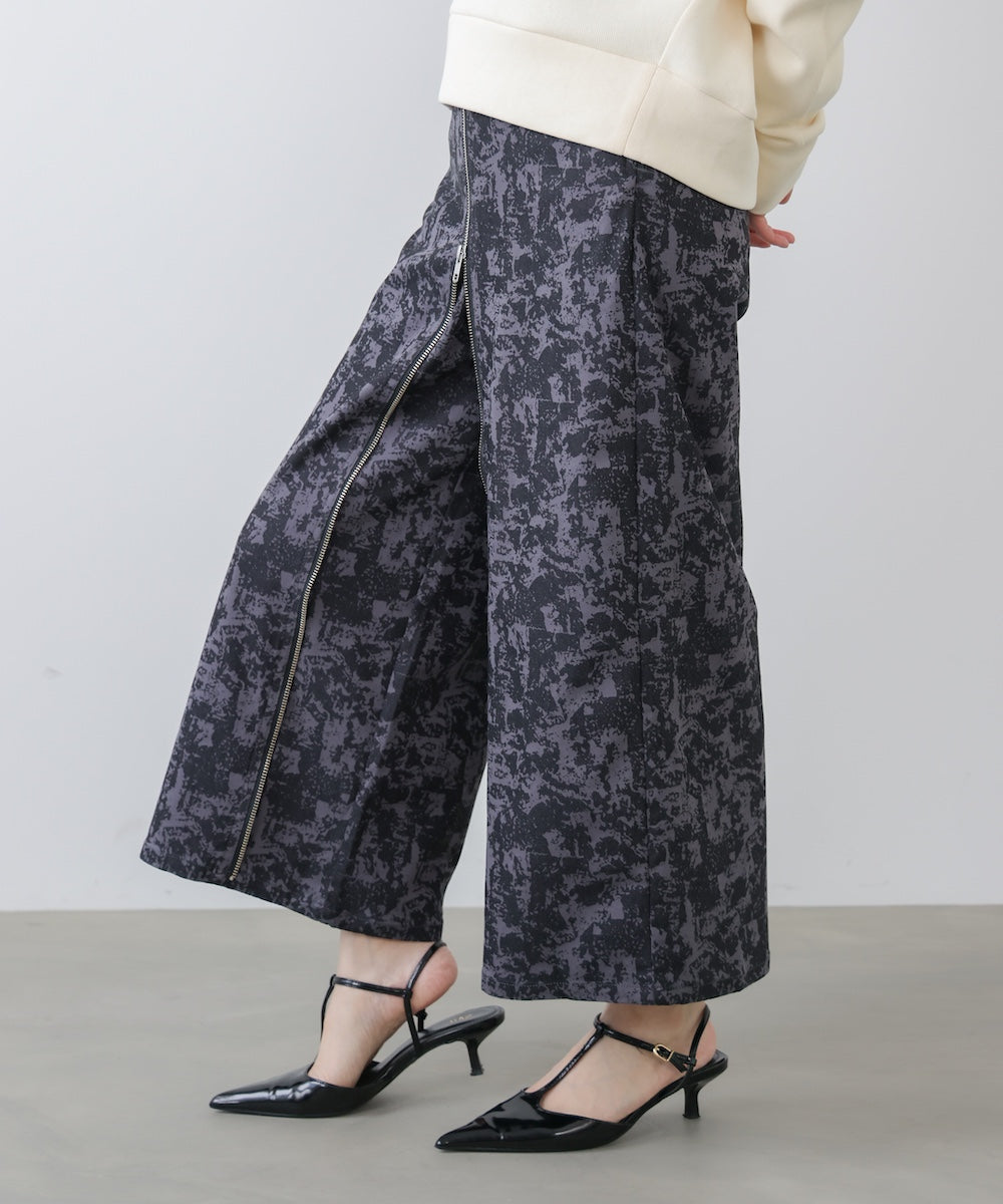 アソート柄ZIPパンツ