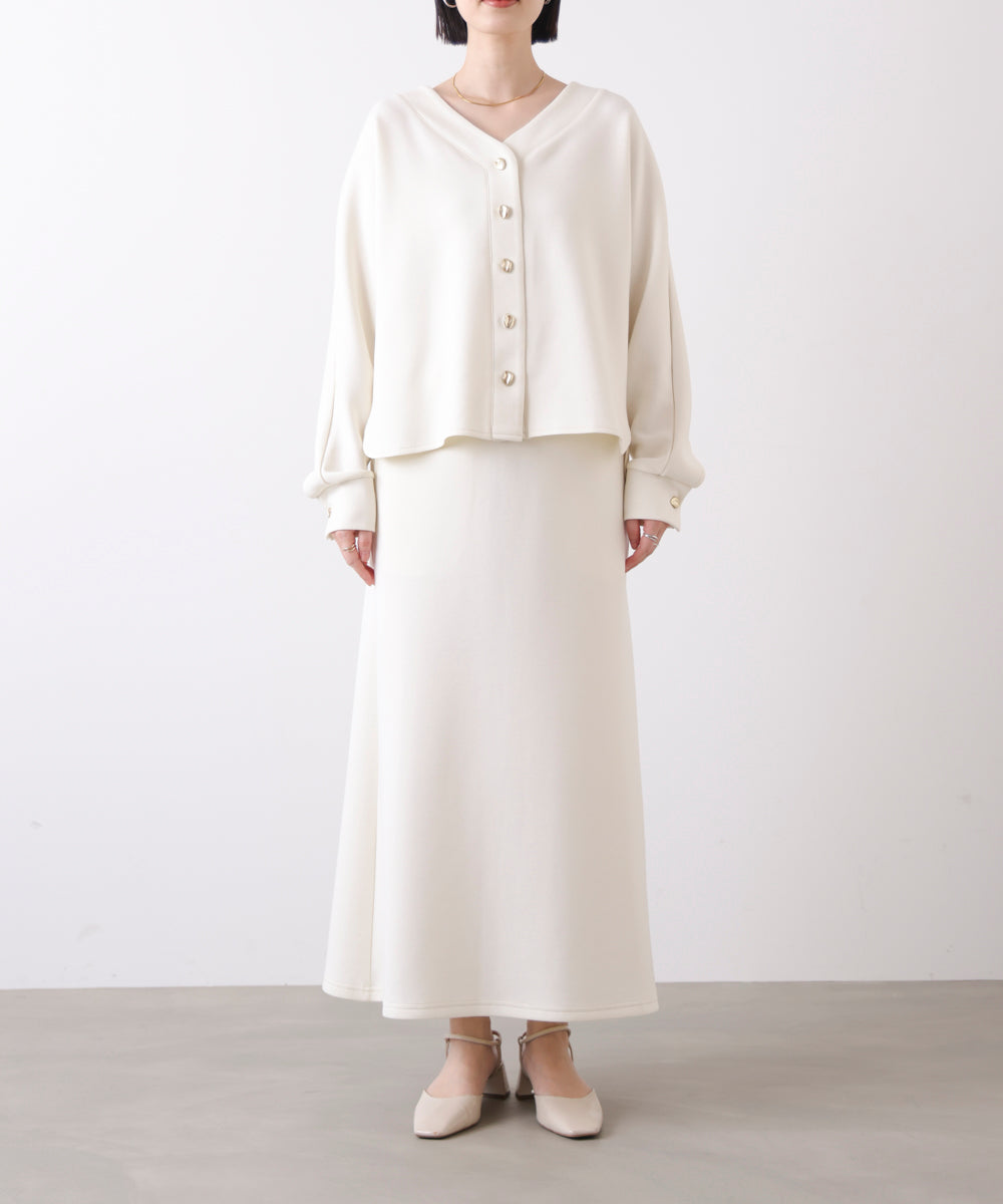 ダンボールカーデプルセットアップ