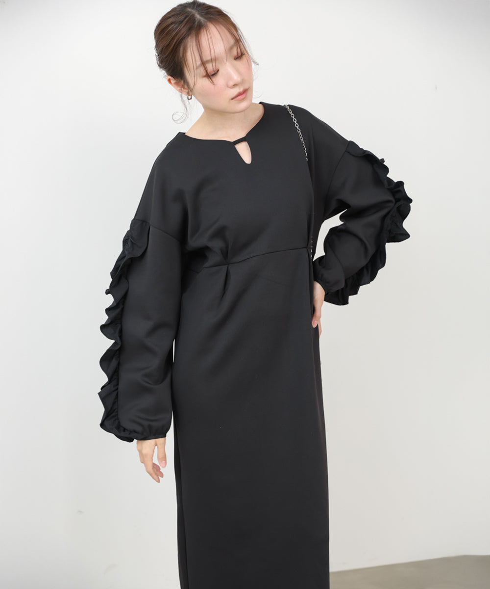 フリルスリーブポンチワンピース