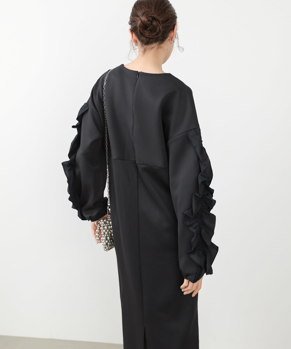 フリルスリーブポンチワンピース