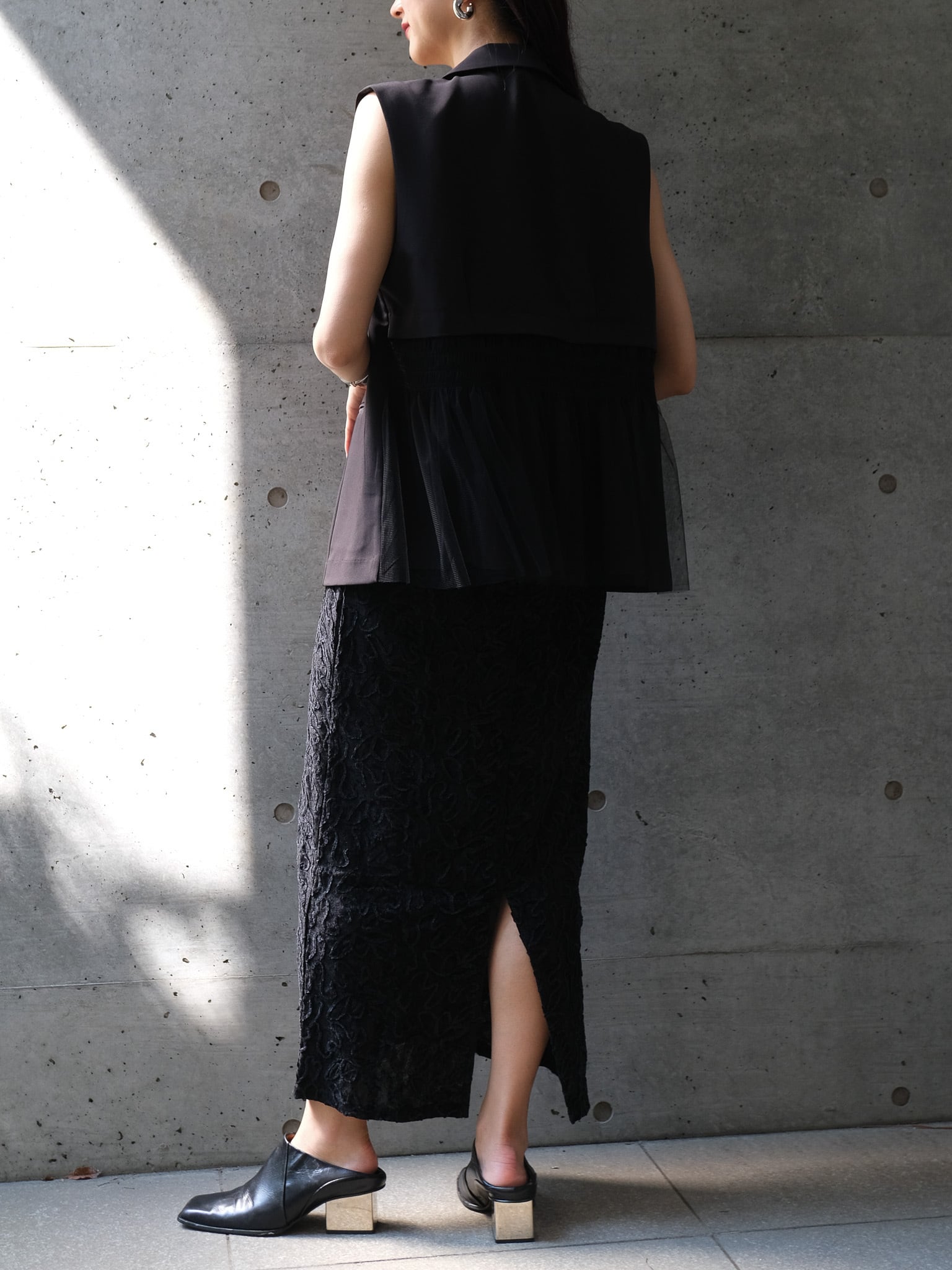 TULLE DOCKING GILET(チュールドッキングジレ)