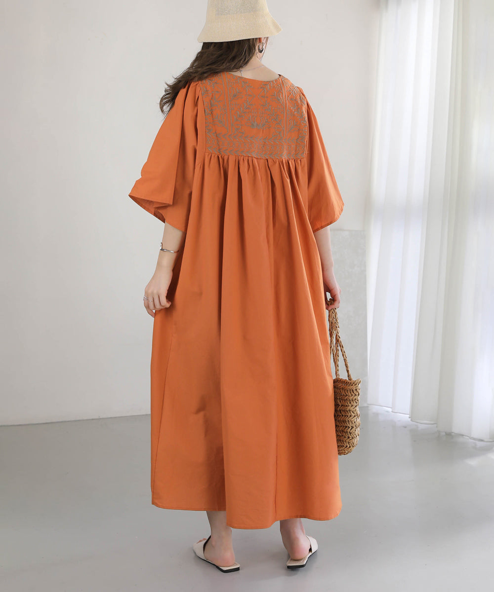 Bab フロント刺繍タッセルワンピース