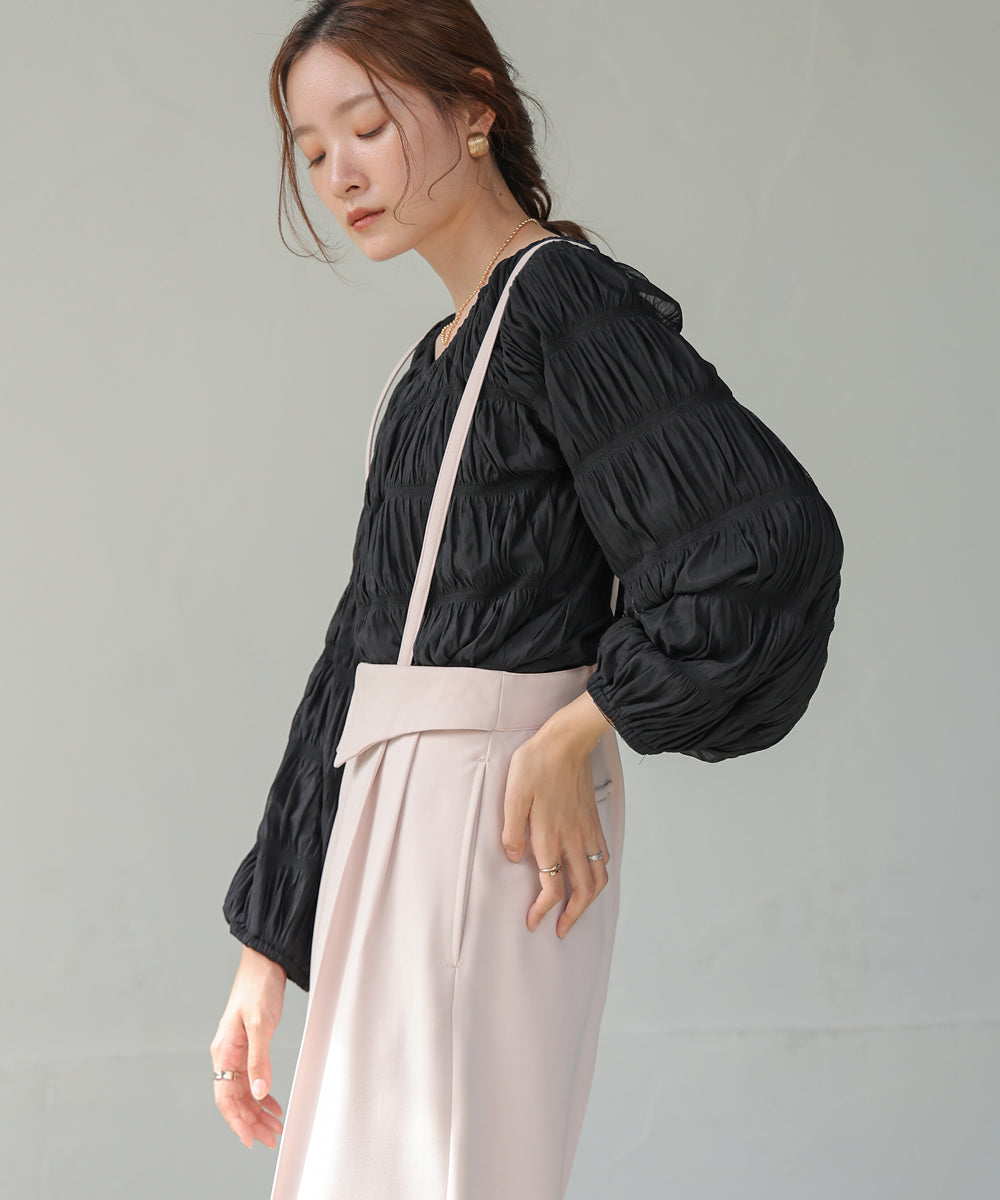 シャーリングトップス