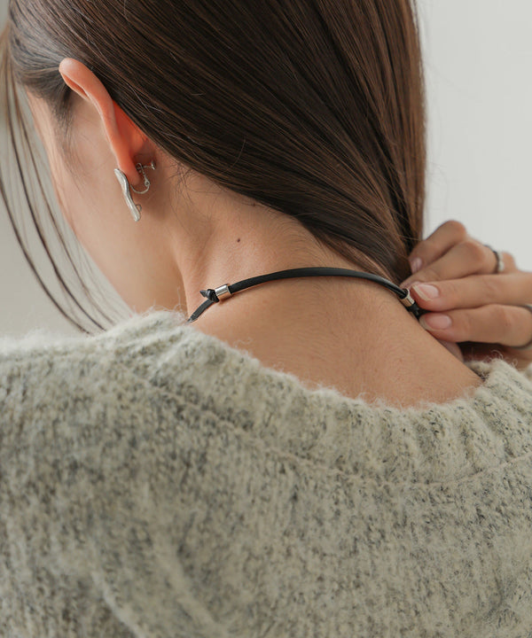 リングモチーフネックレス