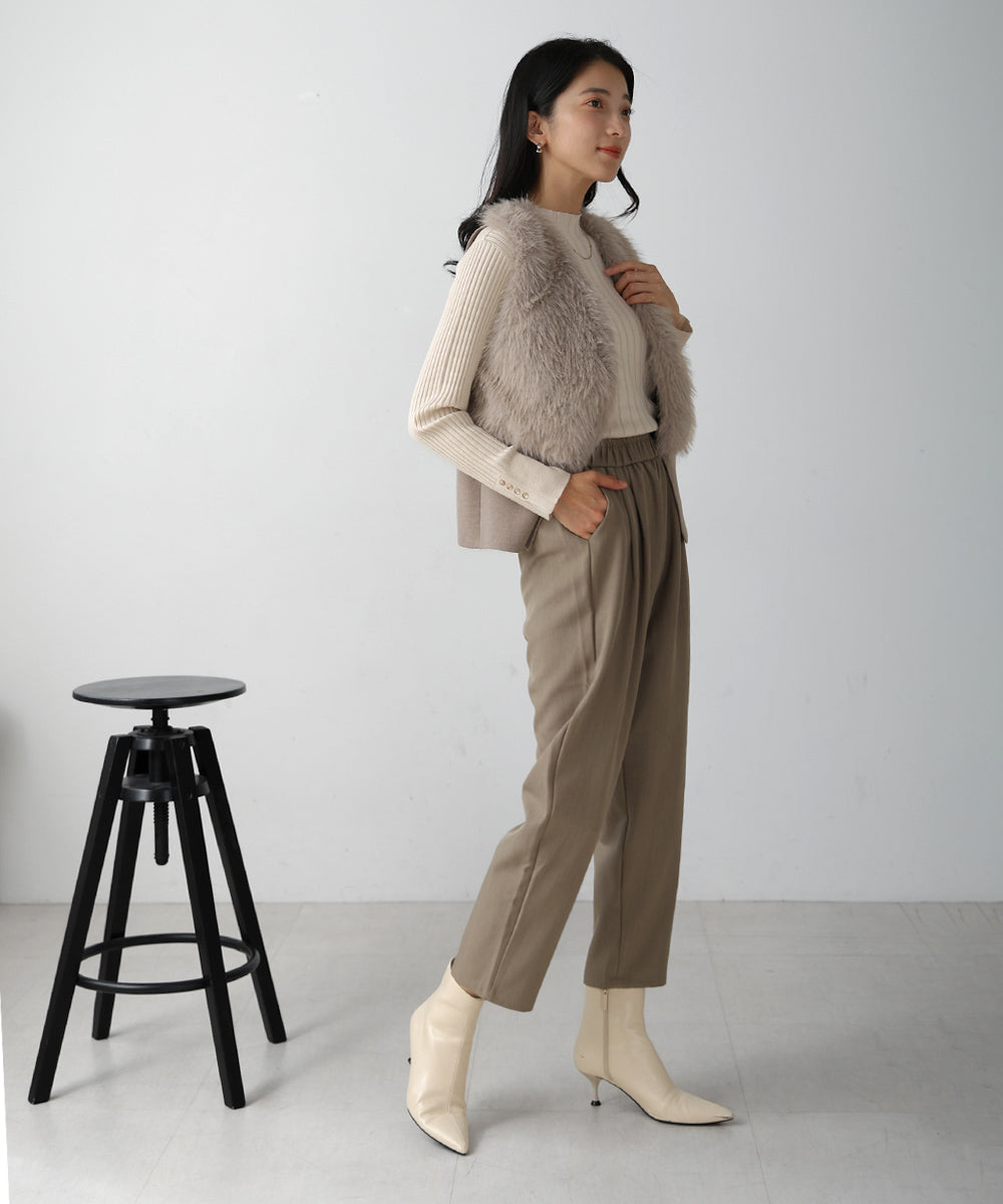シンプルパンツ