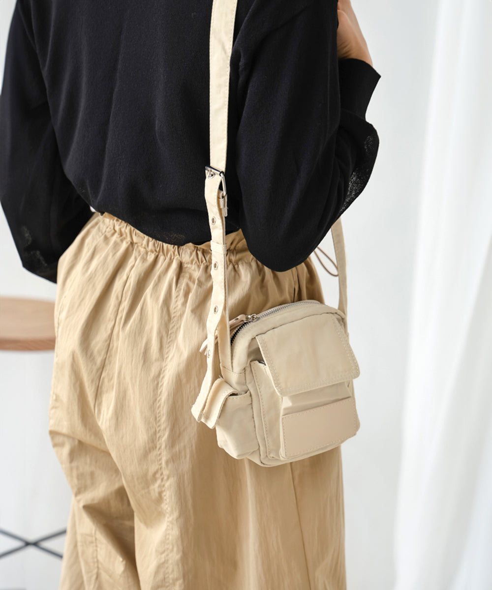【WEB限定】ナイロン合皮切替ミニバッグ