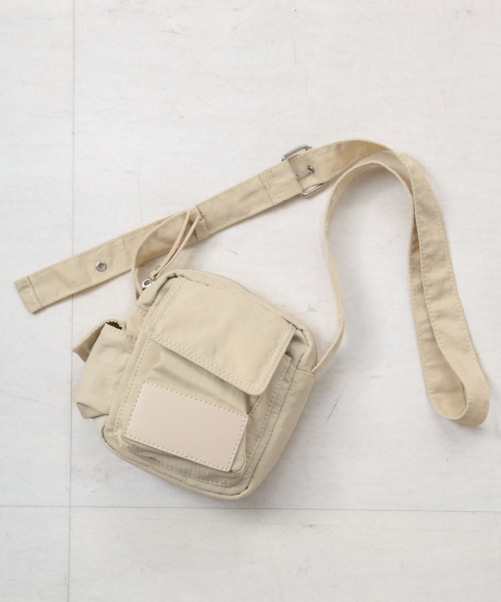 【WEB限定】ナイロン合皮切替ミニバッグ