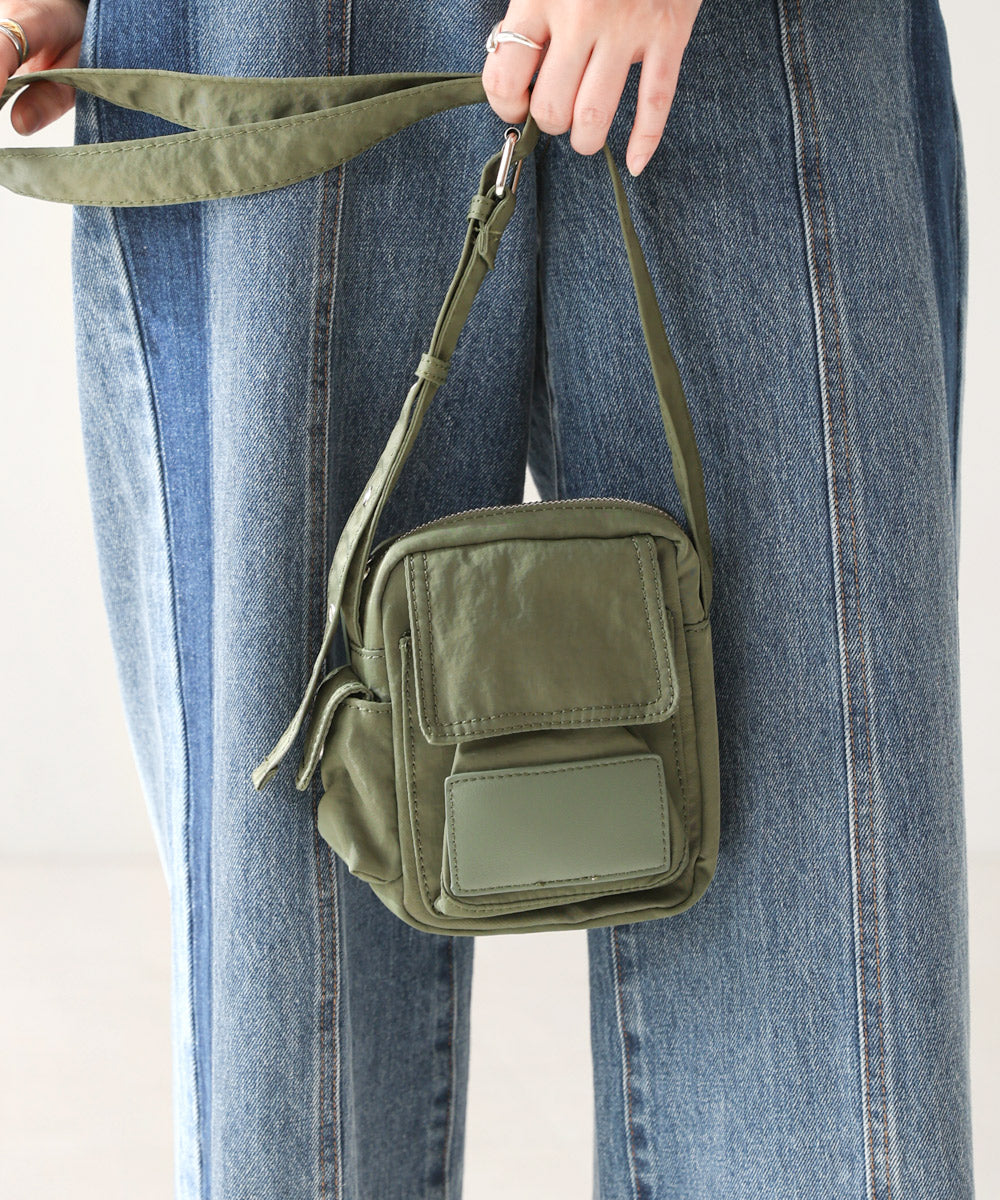 【WEB限定】ナイロン合皮切替ミニバッグ