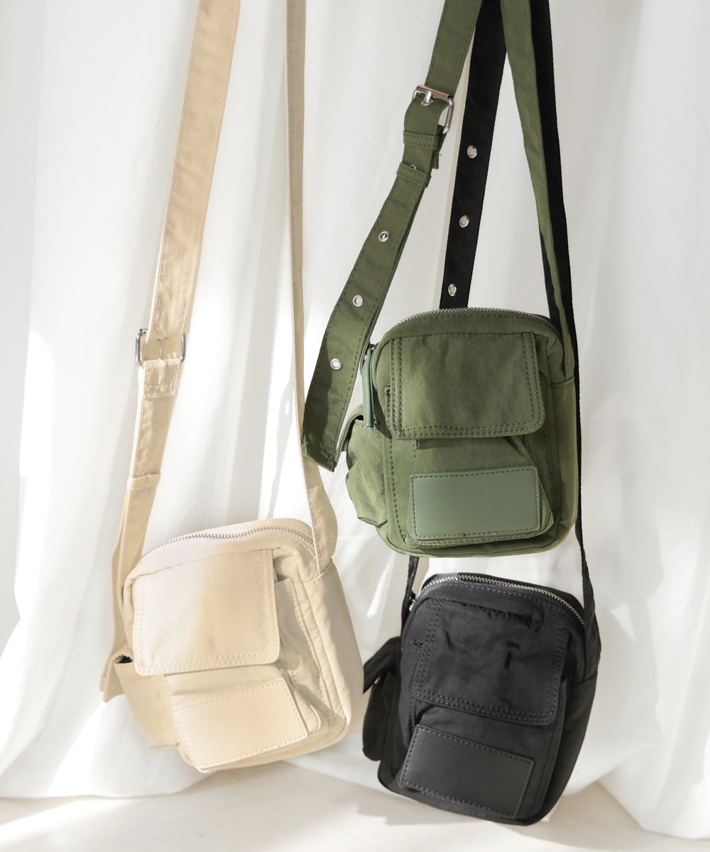 【WEB限定】ナイロン合皮切替ミニバッグ