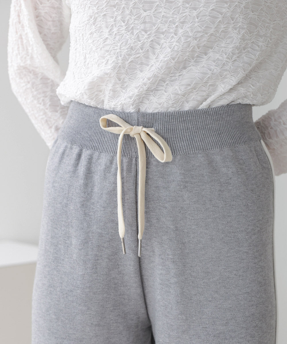 サイドラインニットパンツ