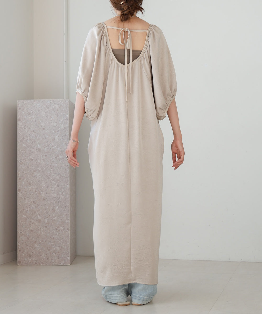 ギャザースリーブワンピース