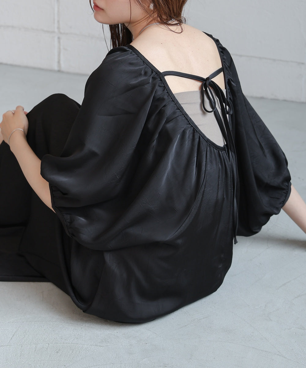 ギャザースリーブワンピース