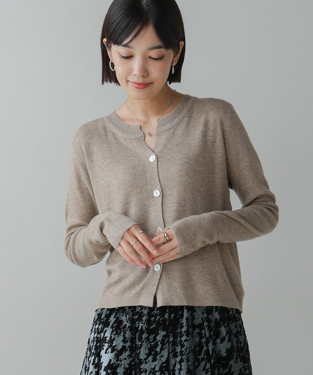 ソフトタッチキーネックカーデ