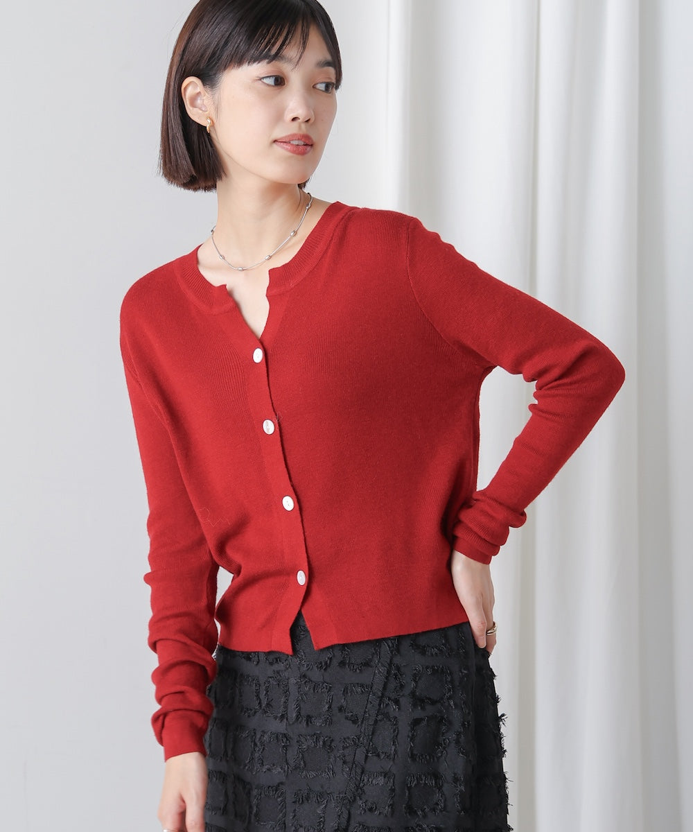 ソフトタッチキーネックカーデ