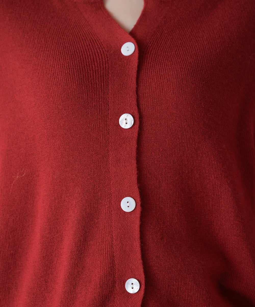 ソフトタッチキーネックカーデ