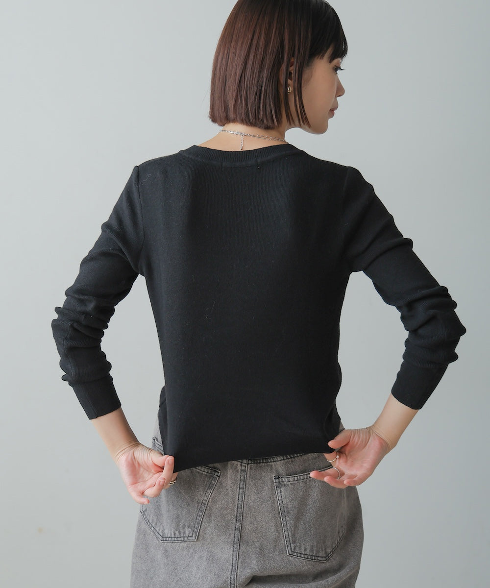 ソフトタッチキーネックカーデ