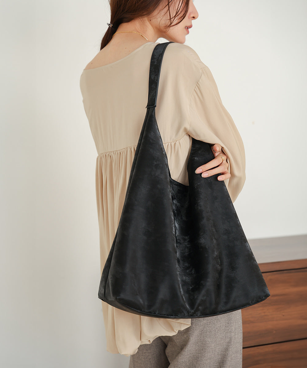 シャイニートライアングルBAG