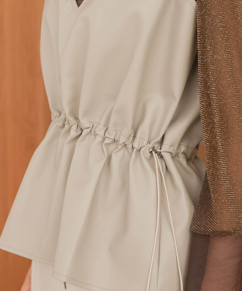 ペプラムドロスト合皮ギャザーベスト