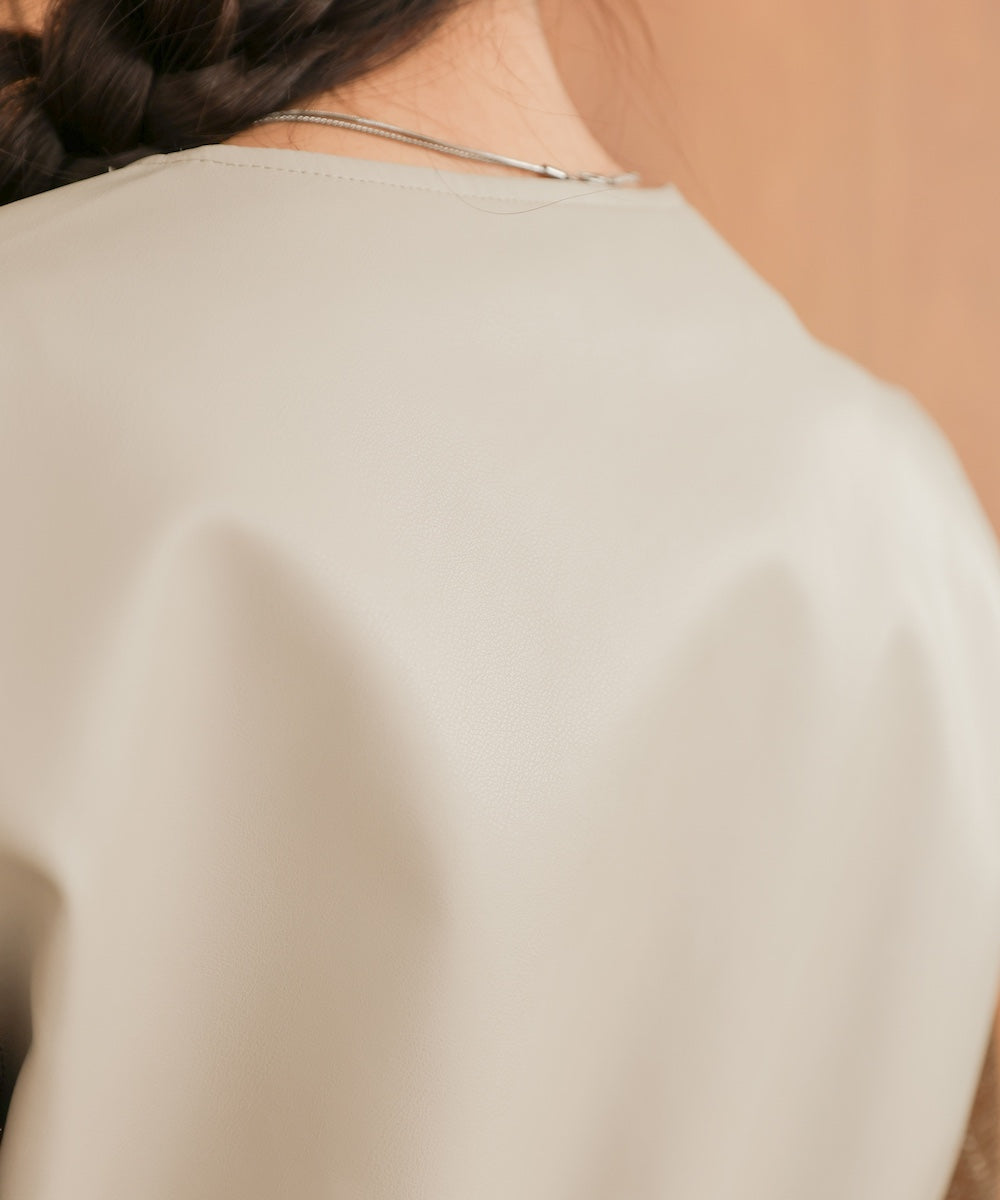 ペプラムドロスト合皮ギャザーベスト