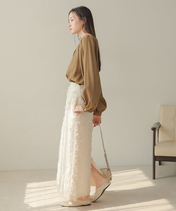 フロントタックブラウス