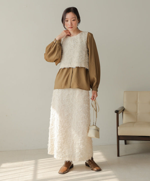 フロントタックブラウス