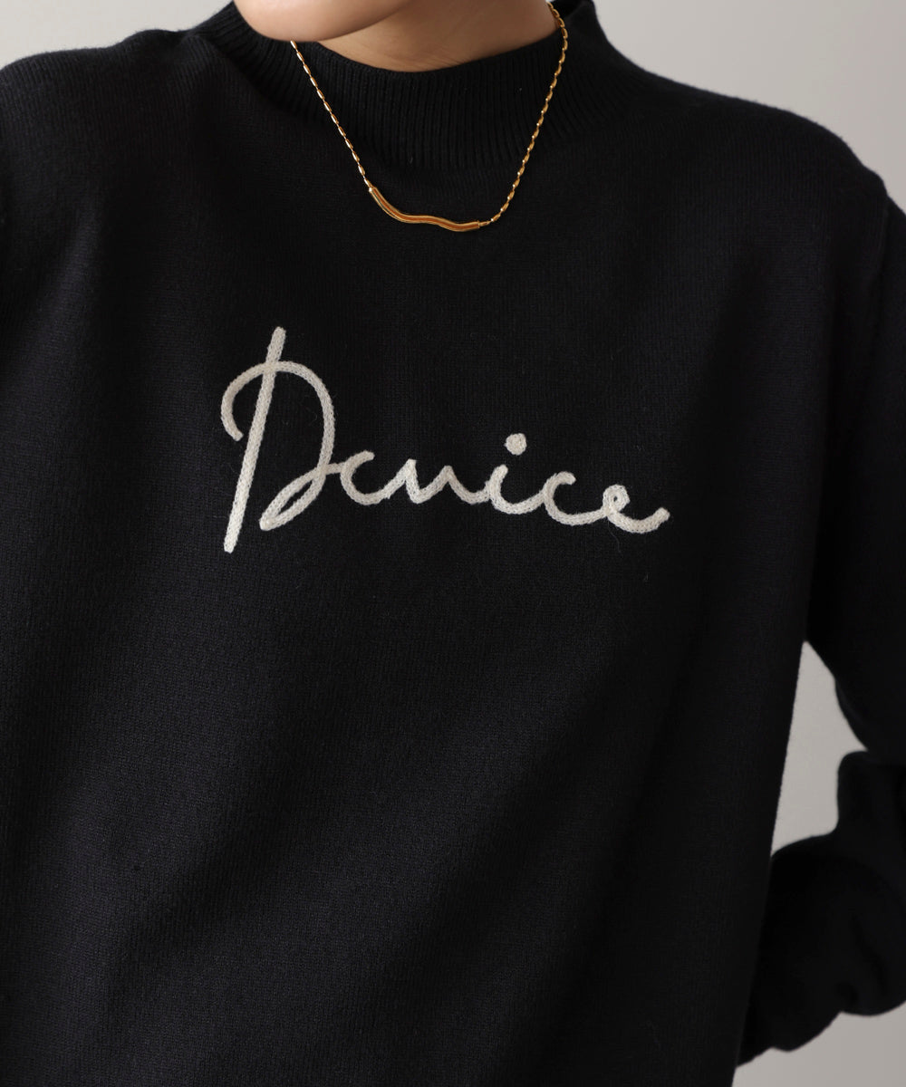 刺繡ロゴニット