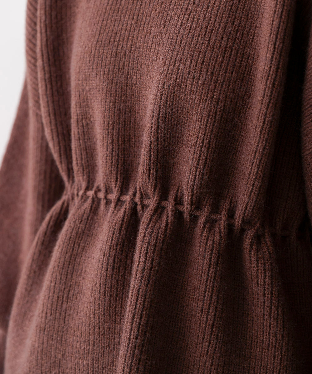 ウエストドローニット