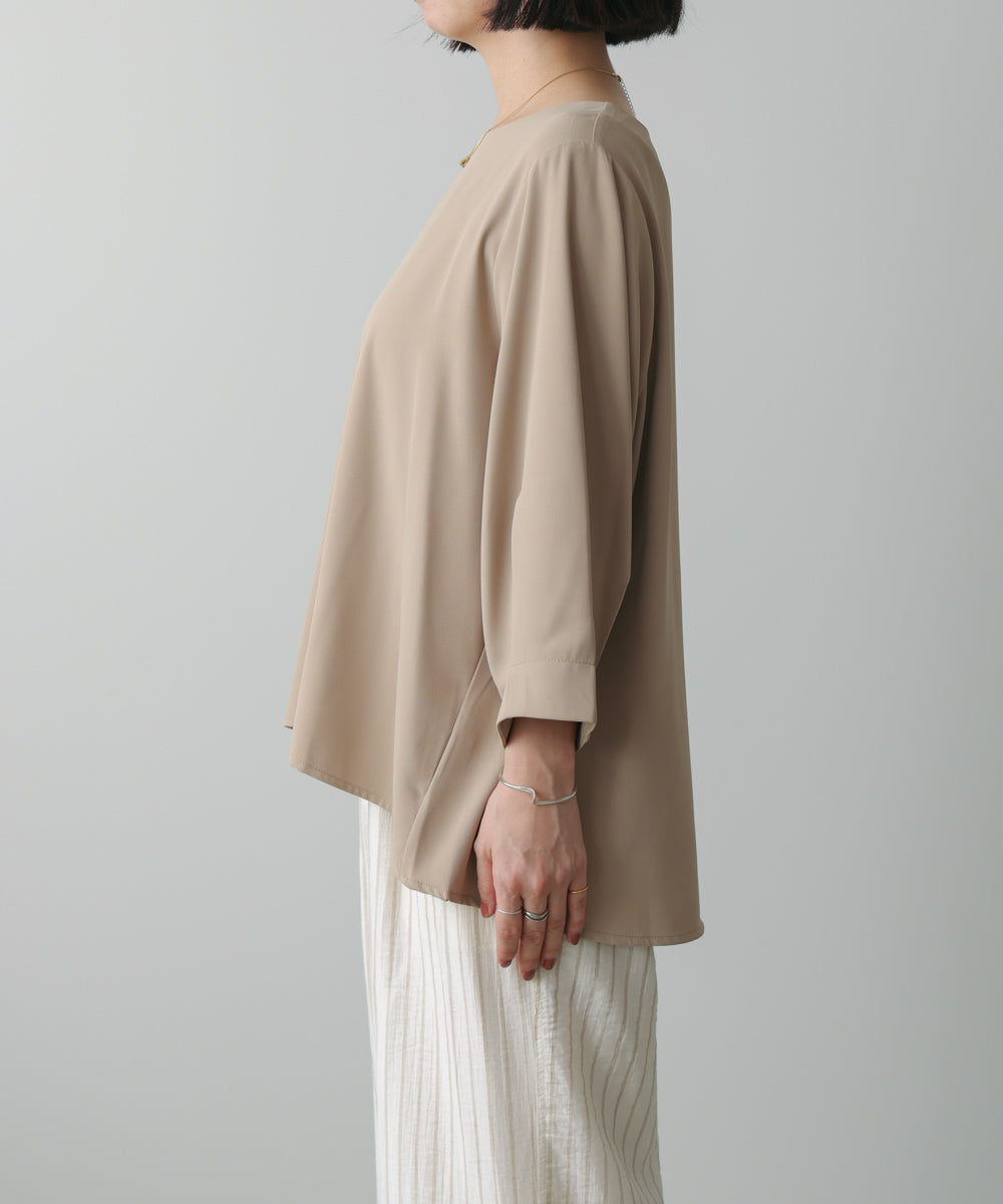 タックスリーブブラウス