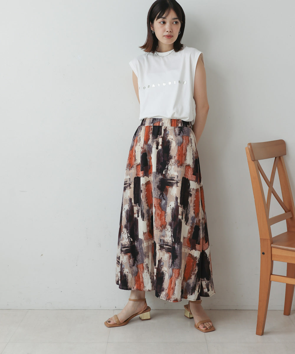ペイント柄スカート