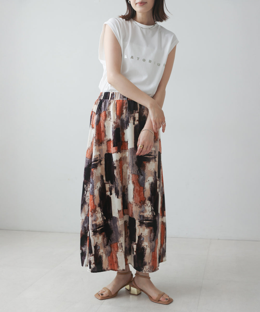 ペイント柄スカート