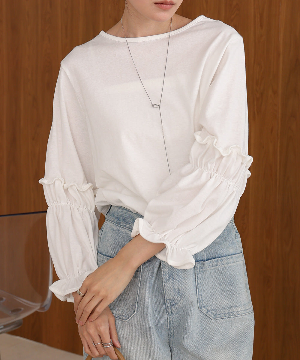 袖ギャザーデザイントップス