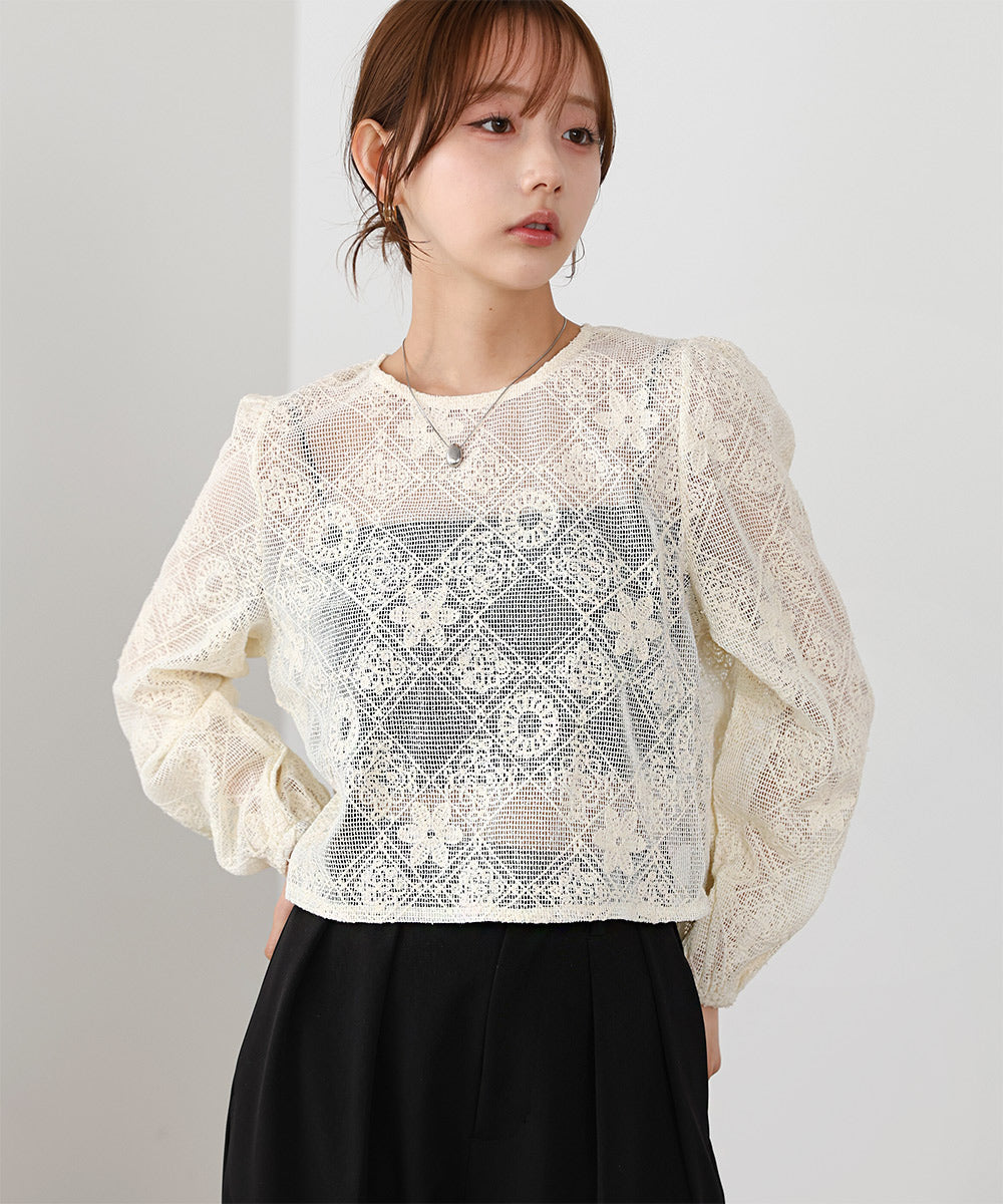 花柄レースブラウス